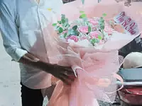 Hình ảnh hoa giao hàng thực tế